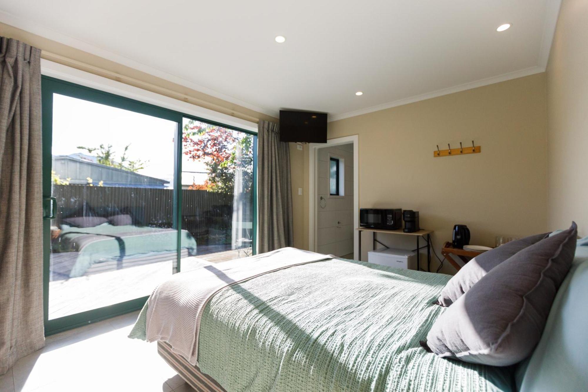 Private Guesthouse In Wanaka Ngoại thất bức ảnh